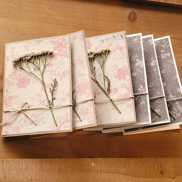 🌟LAST ONE🌟Dried Yarrow Flower Set of 6 Handmade cards - Picture 6 of 8